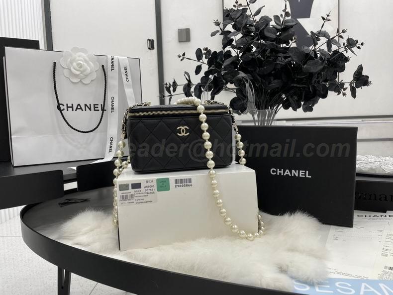 Chanel Handbags 832